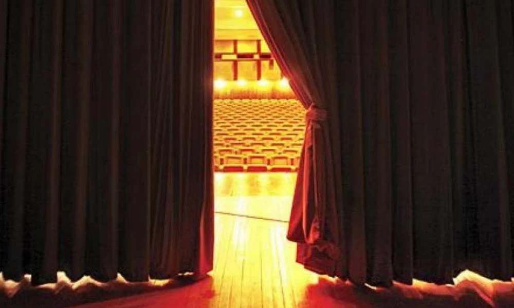 Τι είπε ο δικηγόρος του γνωστού ηθοποιού που κατηγορείται για βιασμό;